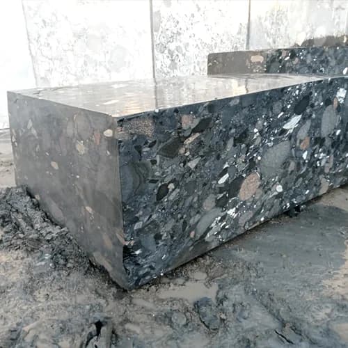 Polished Black Granite Tile with Large Pebble-Style Mineral Pattern