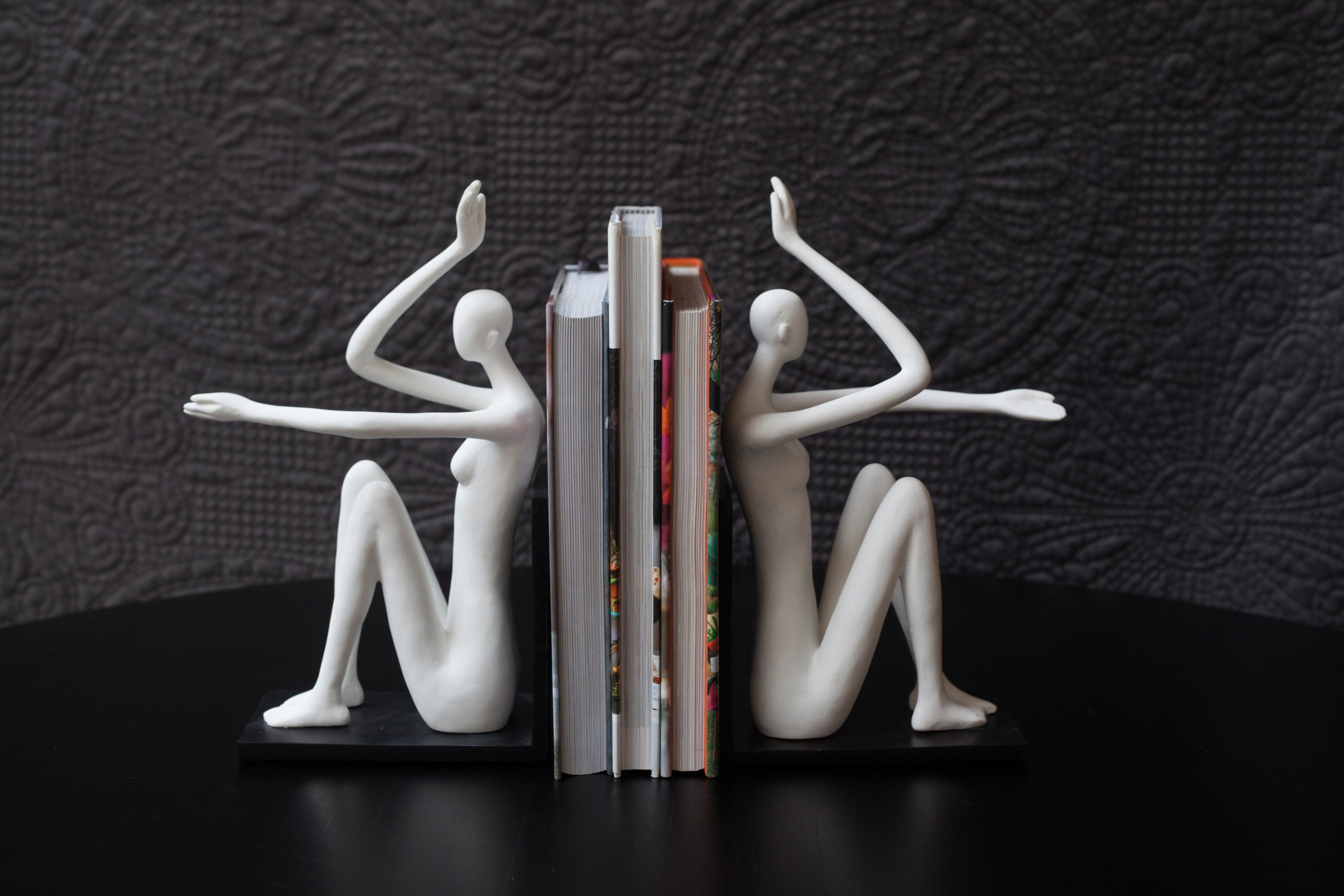 Figurines, Sculptures & Bookends