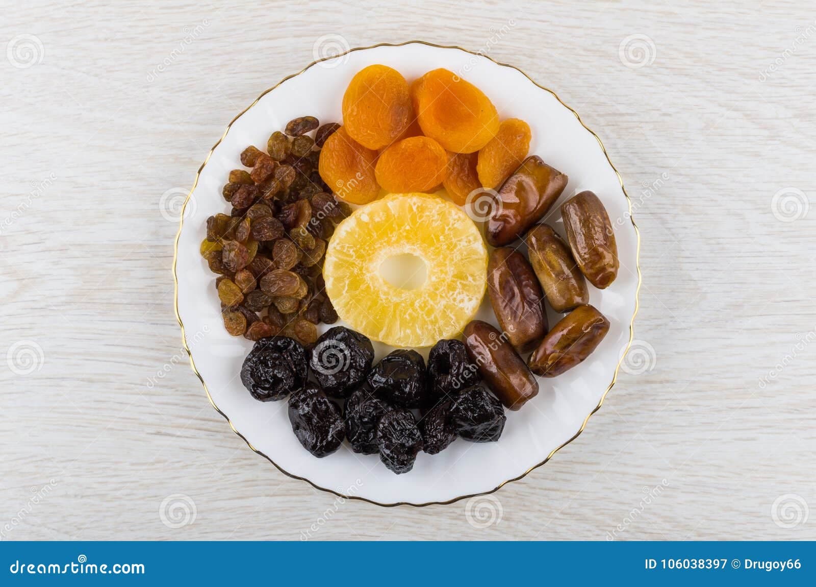 Dried Pome & Stone Fruits (Apples, Apricots, Prunes, Dates, Figs, Peaches)