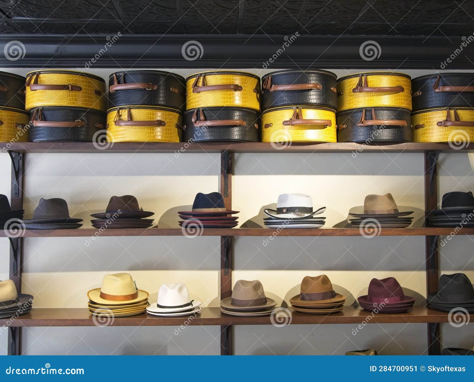 Hat Boxes & Display Boxes