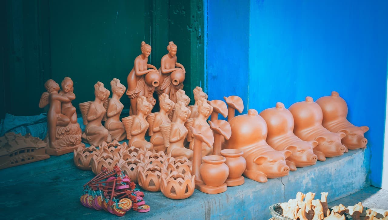 Terracotta Sculptures & Figurines